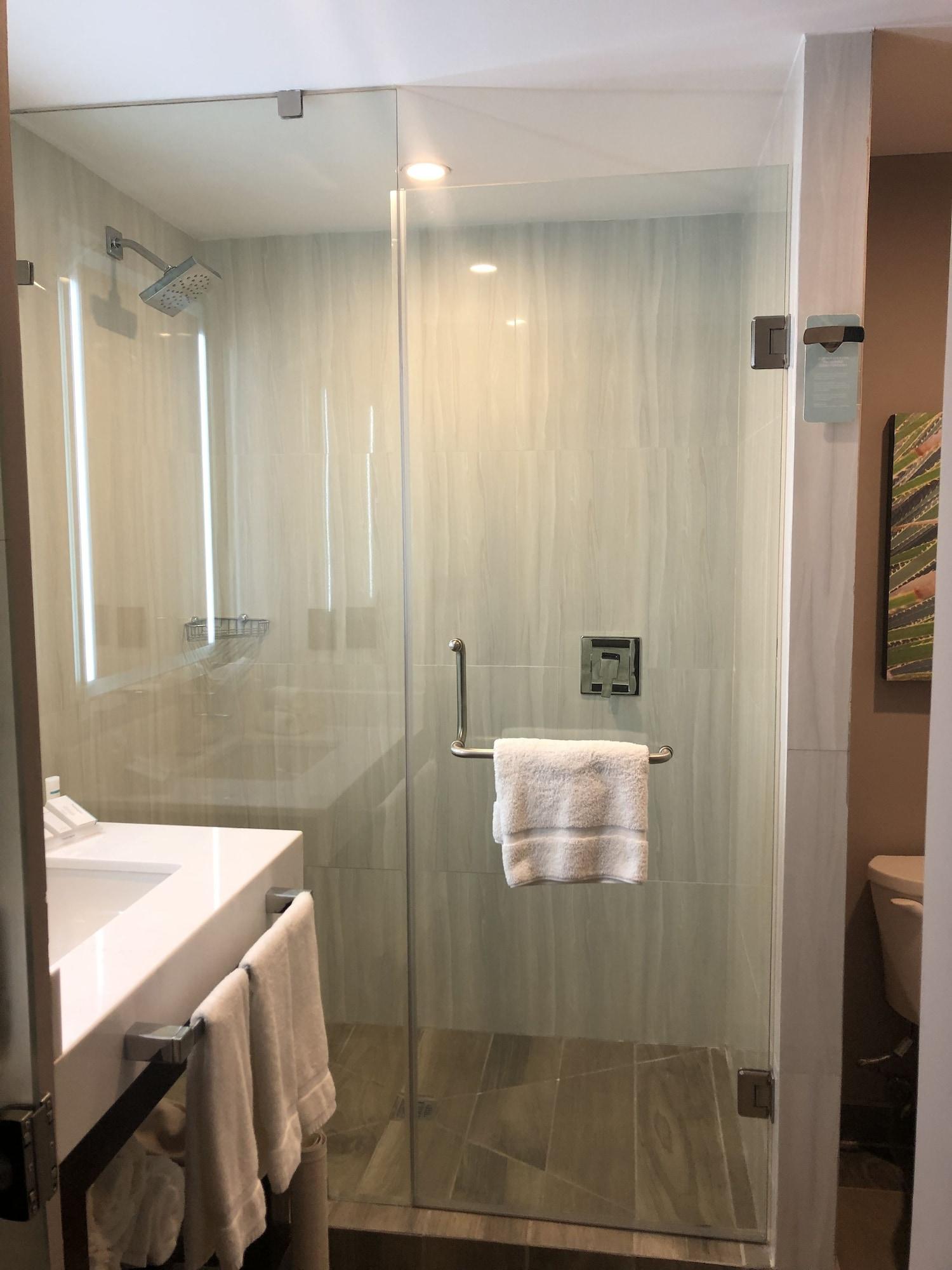 Hilton Garden Inn Саламанка Экстерьер фото