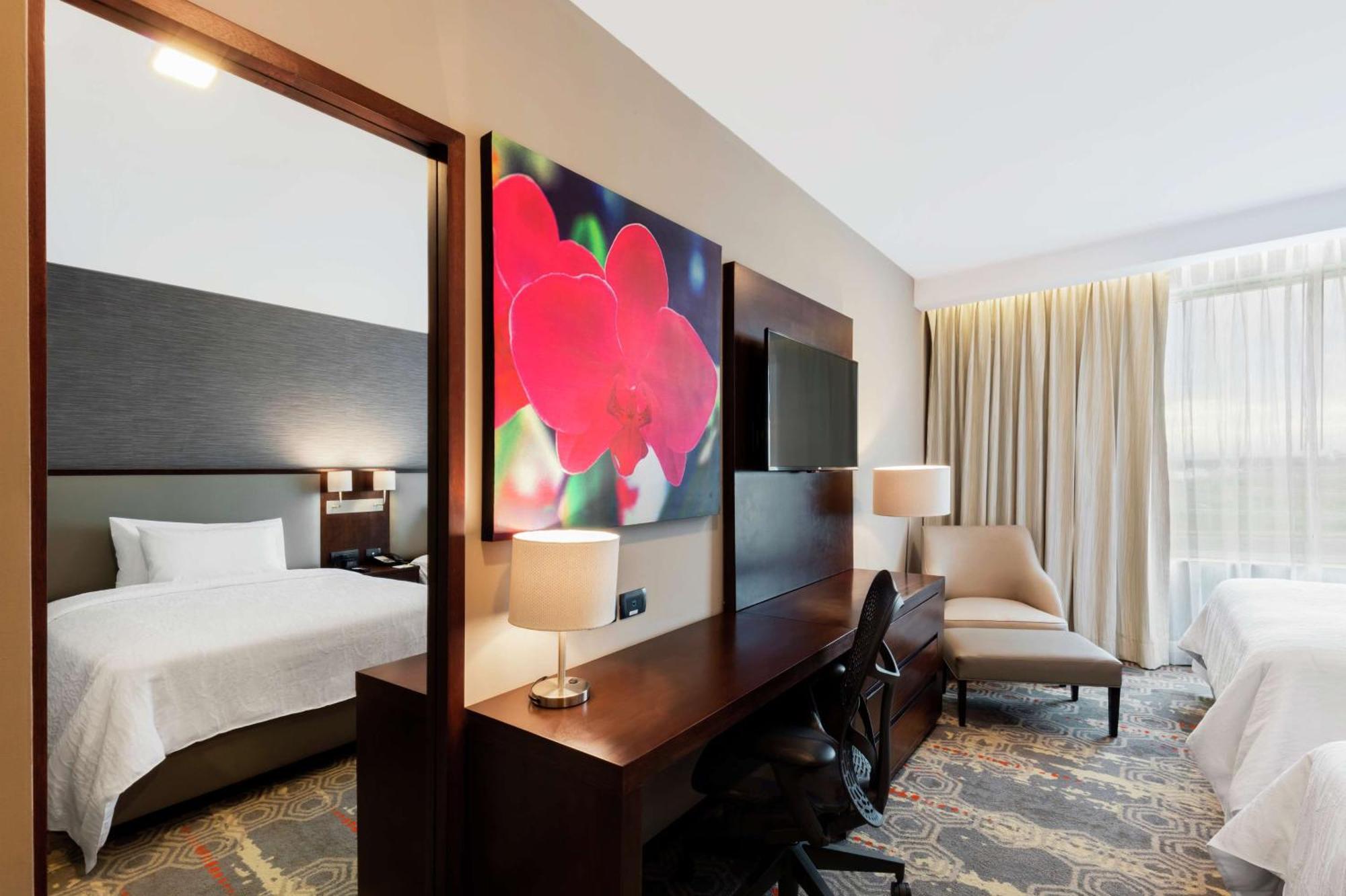 Hilton Garden Inn Саламанка Экстерьер фото