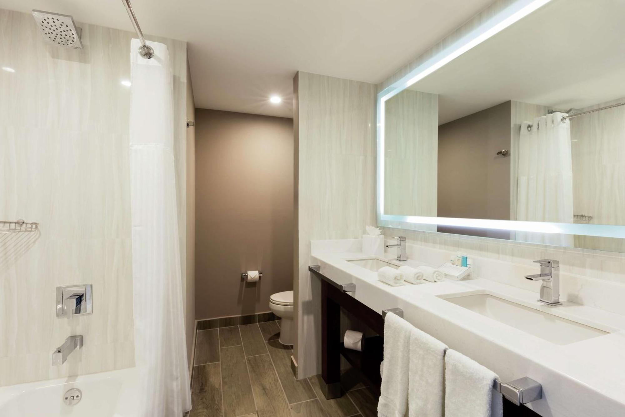 Hilton Garden Inn Саламанка Экстерьер фото